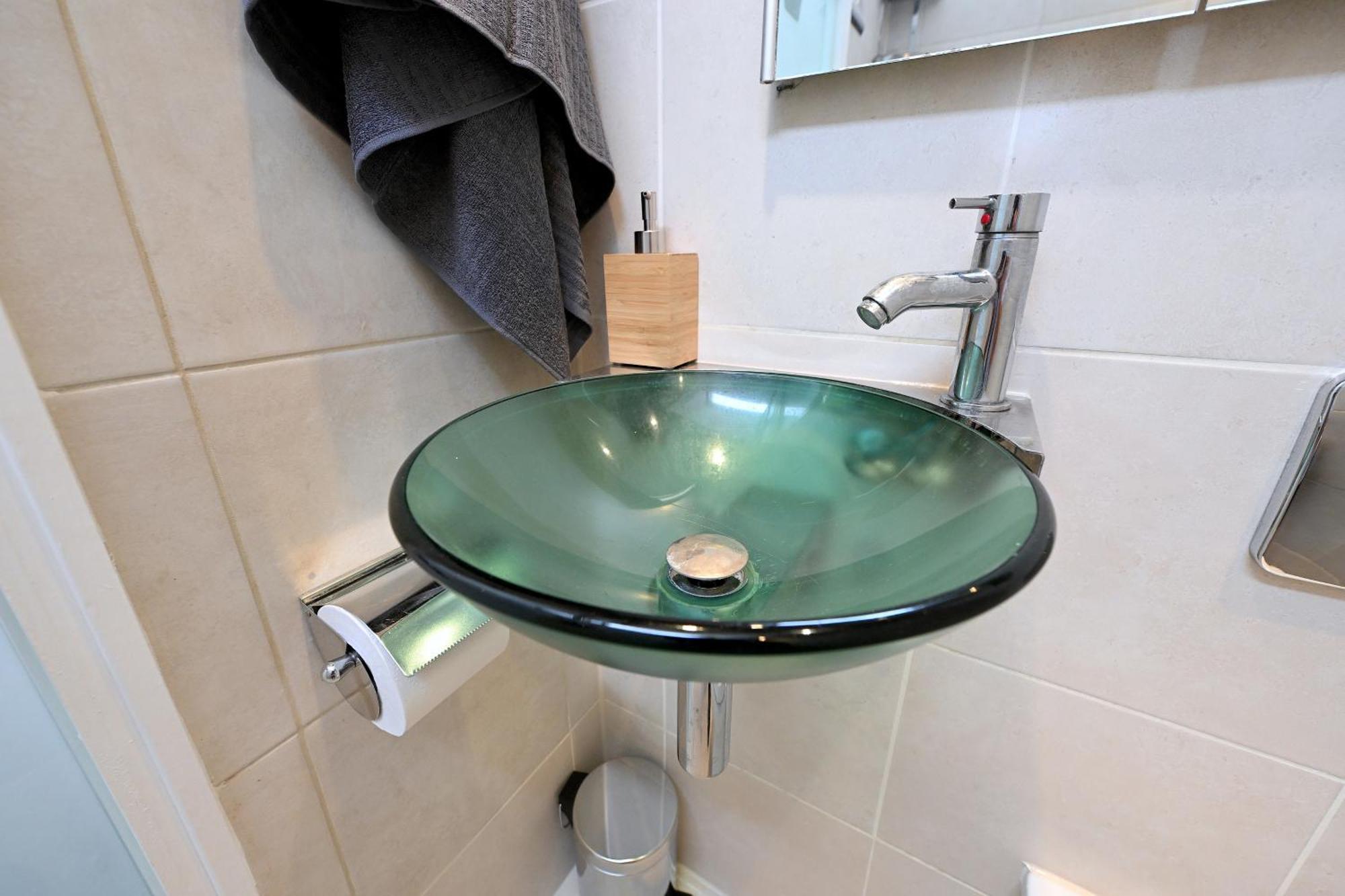 4 Bedroom Patio House Regent'S Park - Parking ロンドン エクステリア 写真